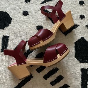 Swedish Hasbeens Mirja in Wine Red